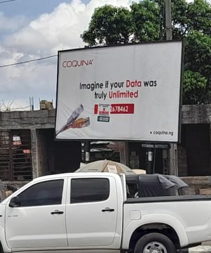 Oron Road By Two Lane Traffic Light, Uyo
